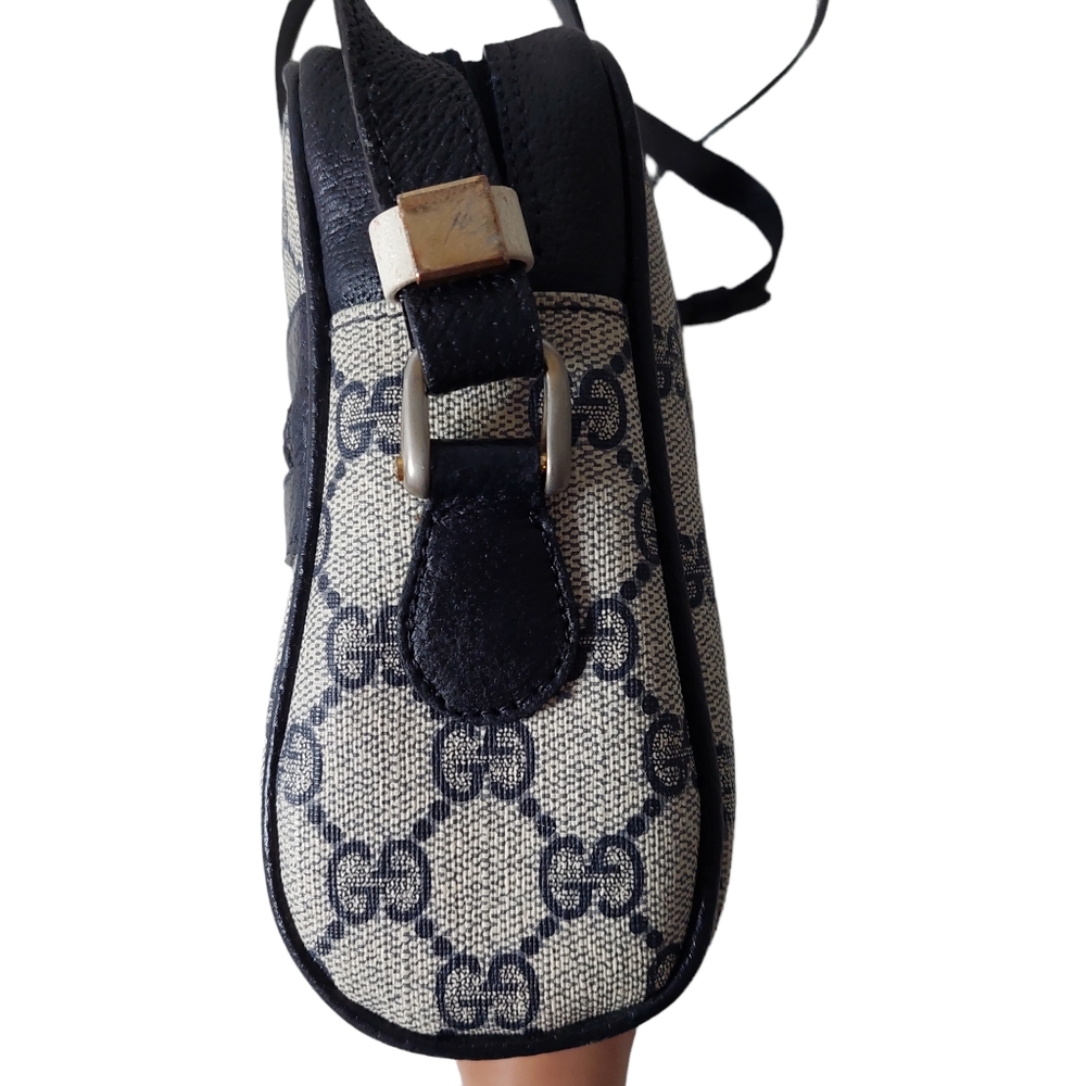 Gucci Vintage Crossbody bag. - Picture 11 of 16